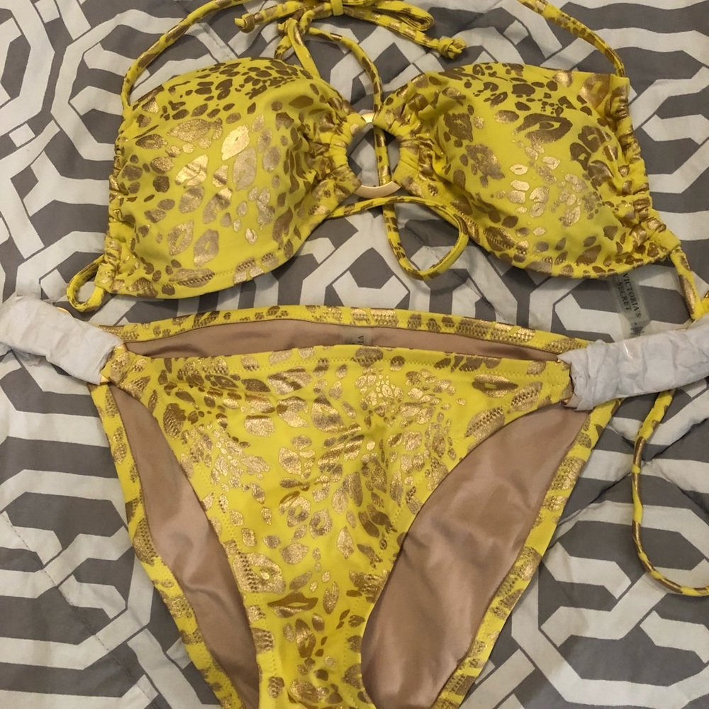 Victoria Secret bikini NWOT